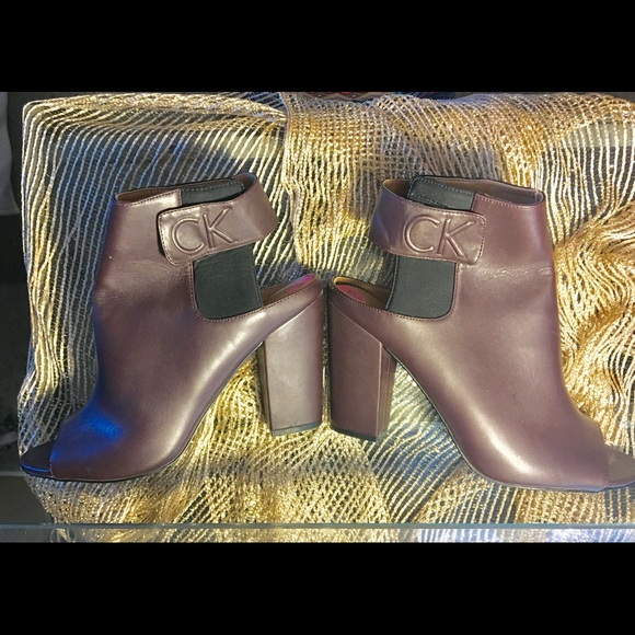 Rare CALVIN KLEIN CK open toe&heel booties Size 11 - Picture 2 of 8